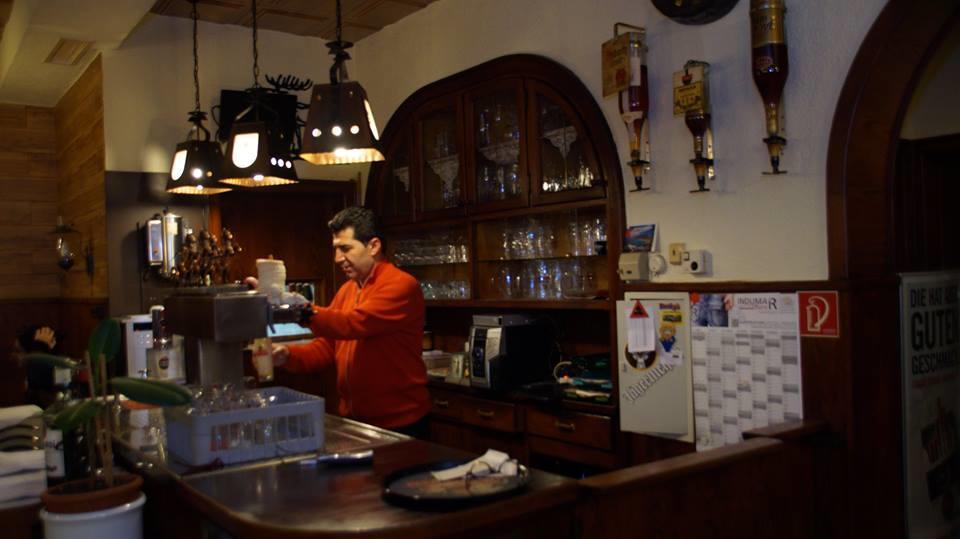 Отель Gasthaus Hirschberg Людвигсбург Экстерьер фото